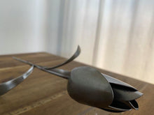 Load image into Gallery viewer, Frogman Art Metal Flower